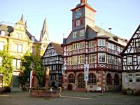 Heppenheimer Marktplatz mit Rathaus